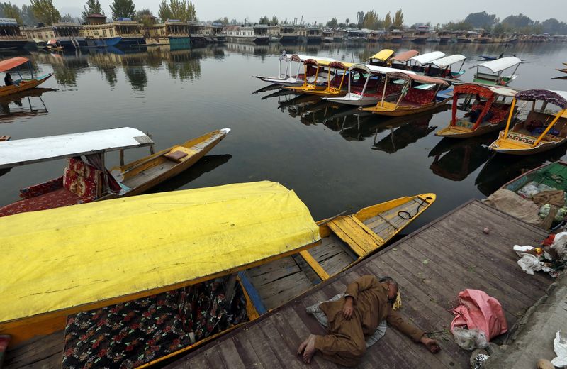 India to woo businesses to Kashmir in planned investment summit